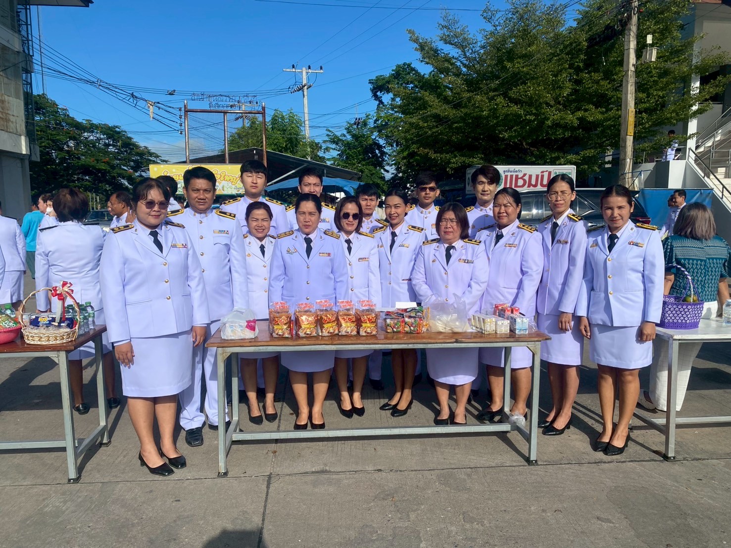 LINE ALBUM 12868 250814 77