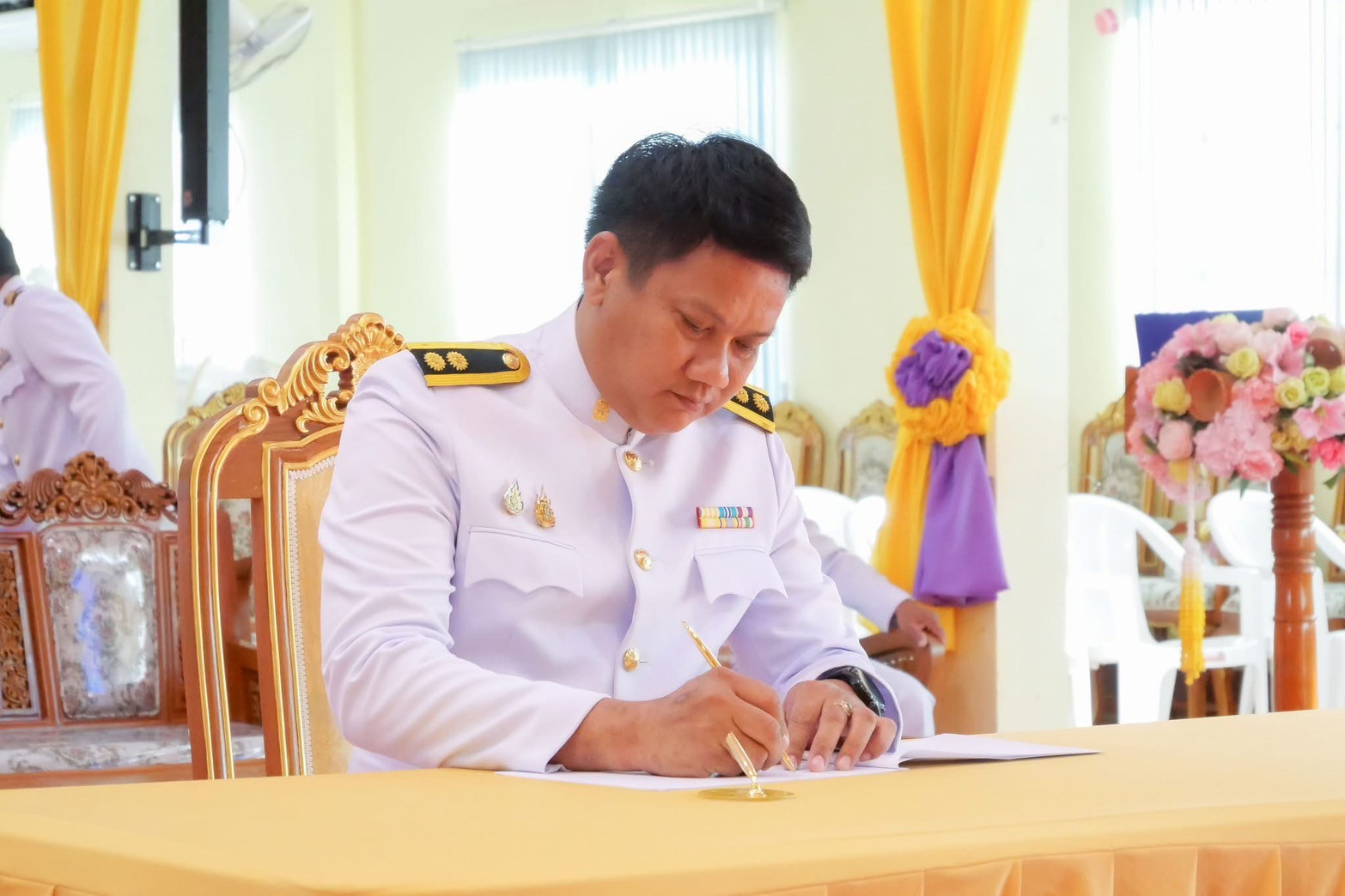 LINE ALBUM 14868 250814 4