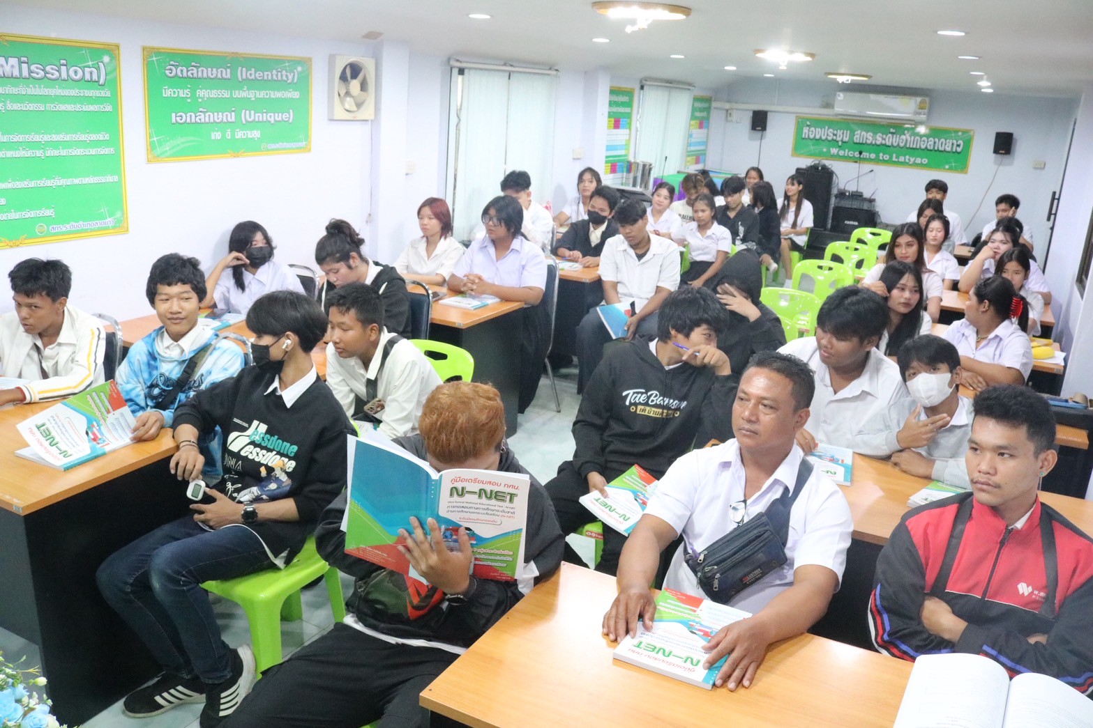 LINE ALBUM 14868 250814 24