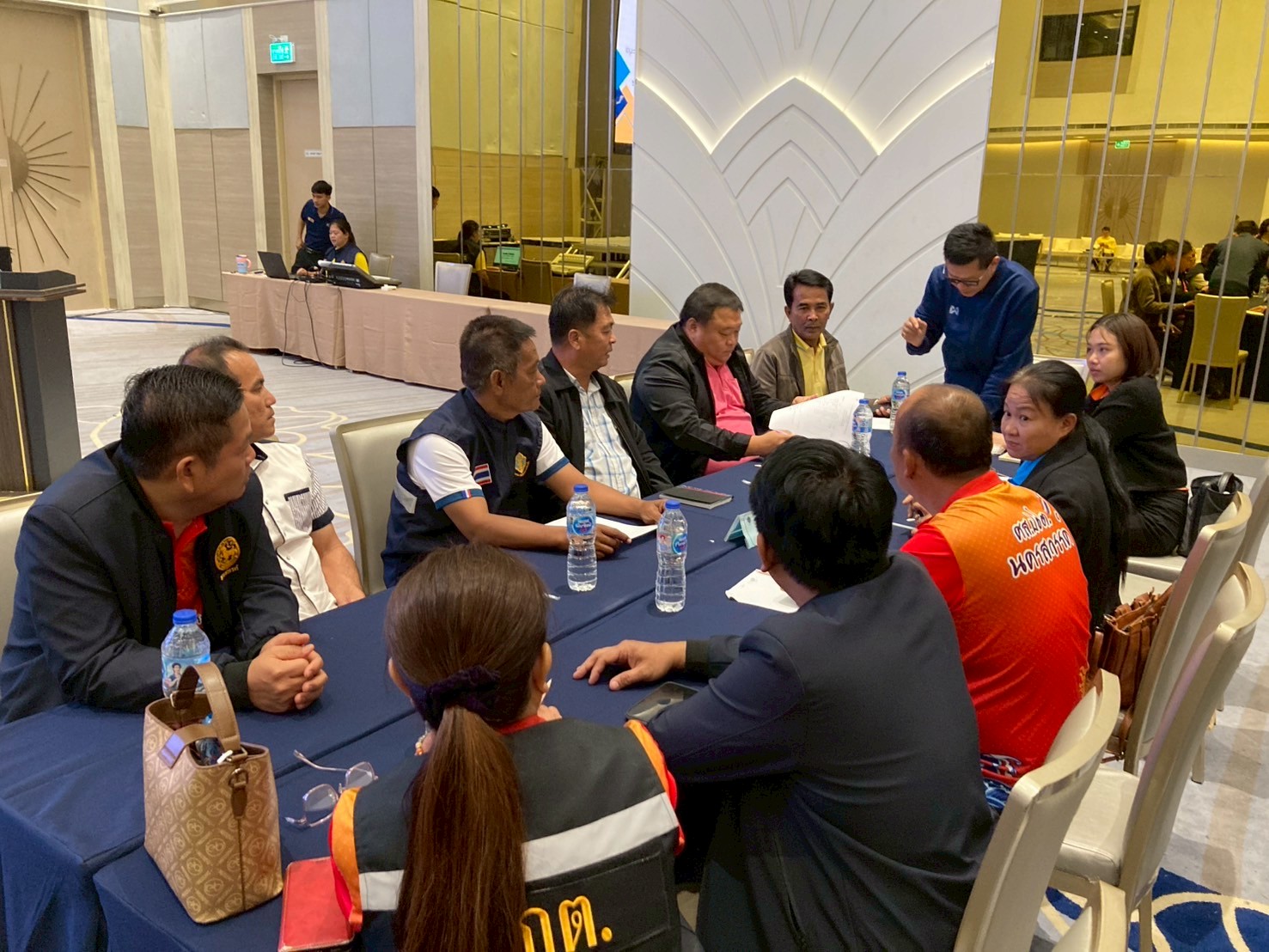 LINE ALBUM 22768 250723 2