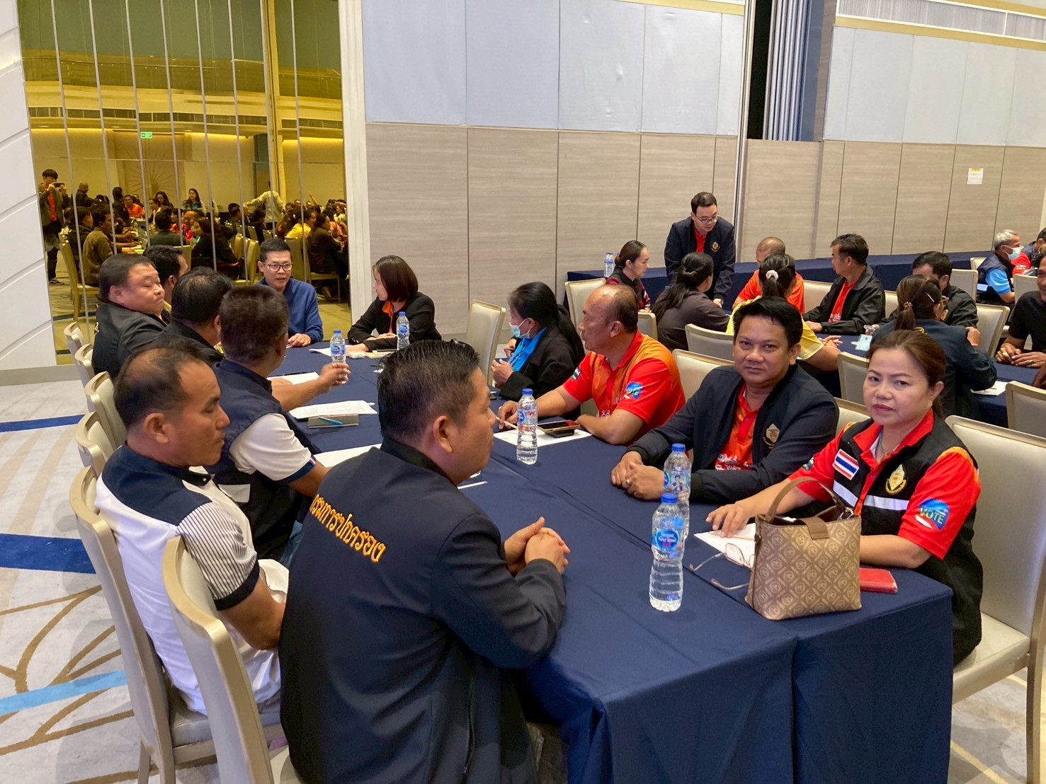 LINE ALBUM 22768 250723 4