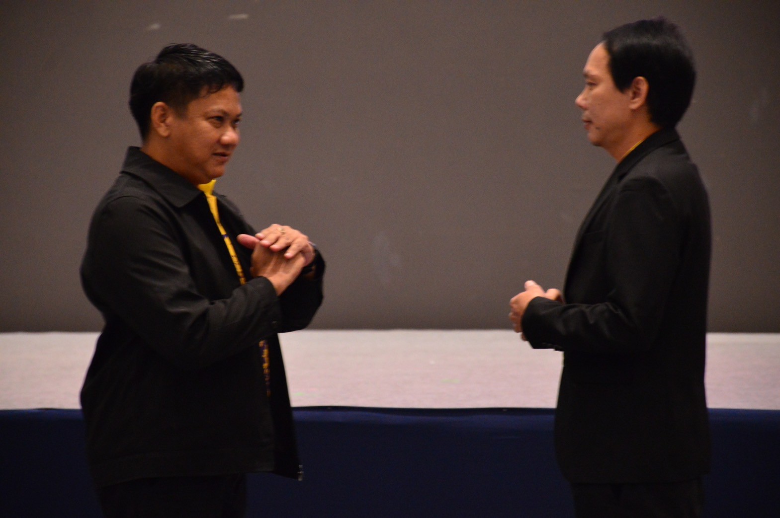 LINE ALBUM 10968 250910 67