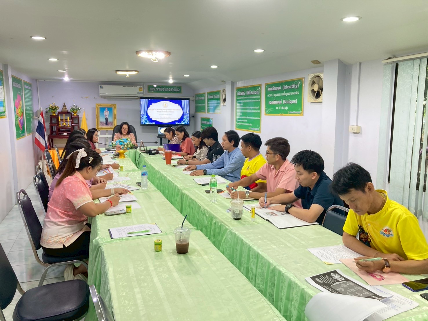 LINE ALBUM ประชุมประจำเดือน งปม.68 251024 10