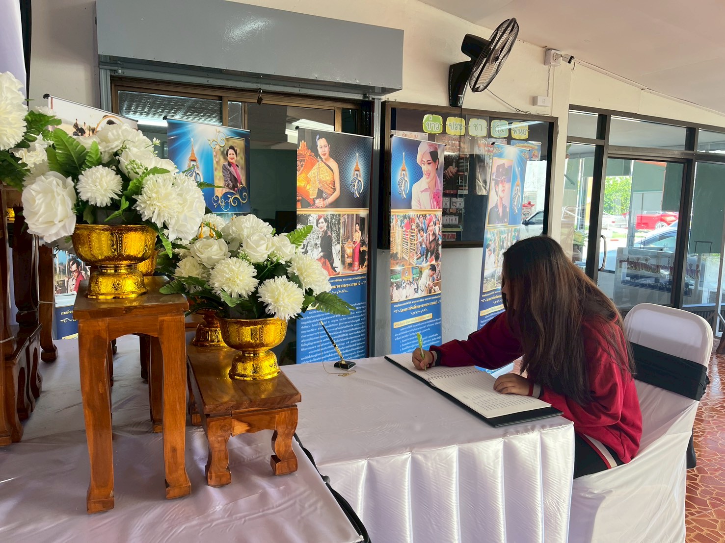 LINE ALBUM 268 251120 50