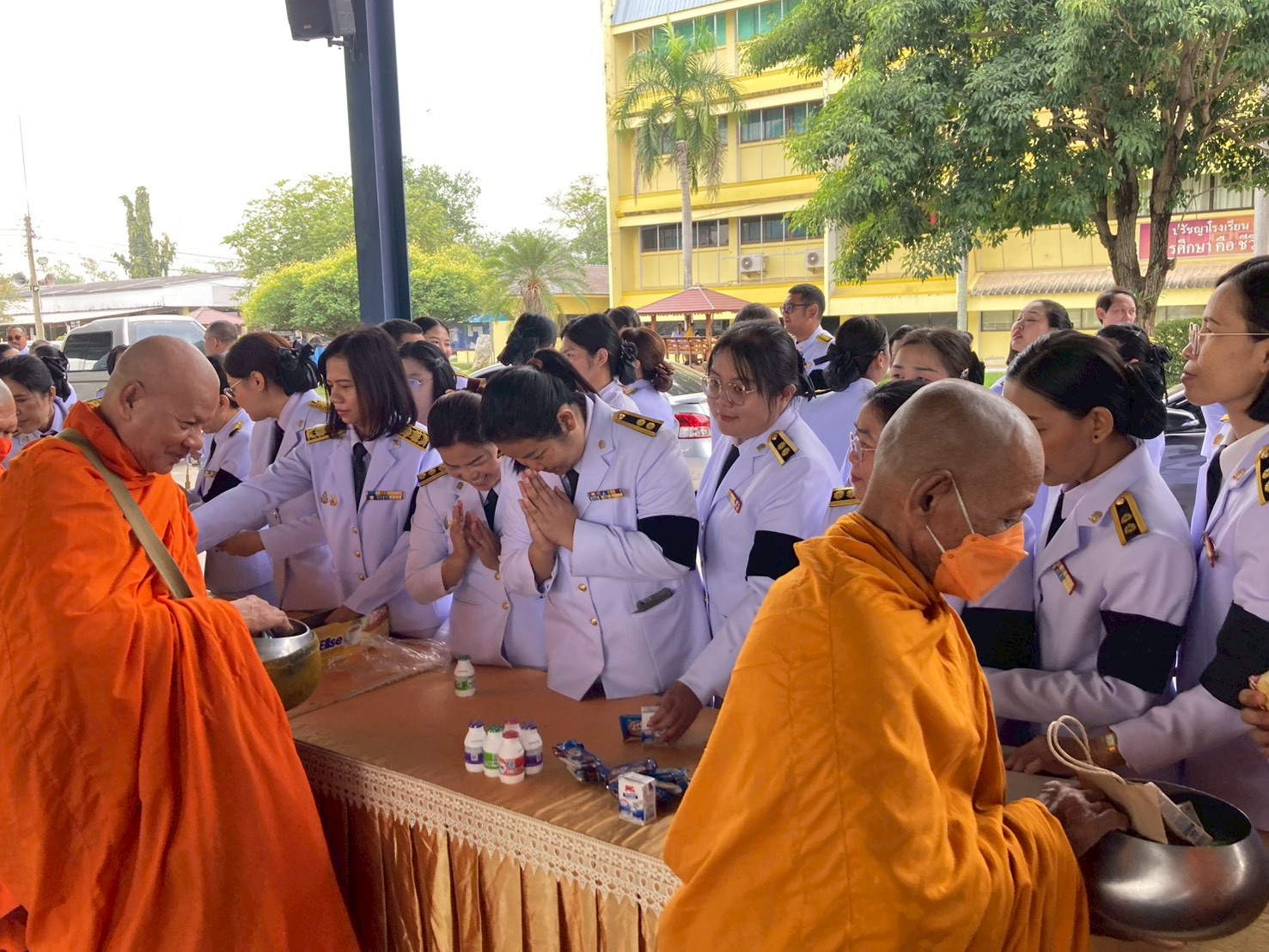 LINE ALBUM 51268 251211 22